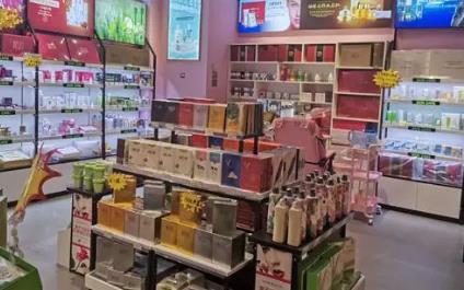 美国化妆品购物网站（美国化妆品购物平台大全）
