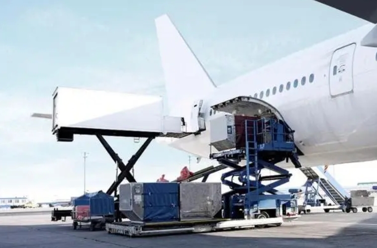 石家庄国际空运机场的首尔国际货运航线来了！（机型为B737全货机）