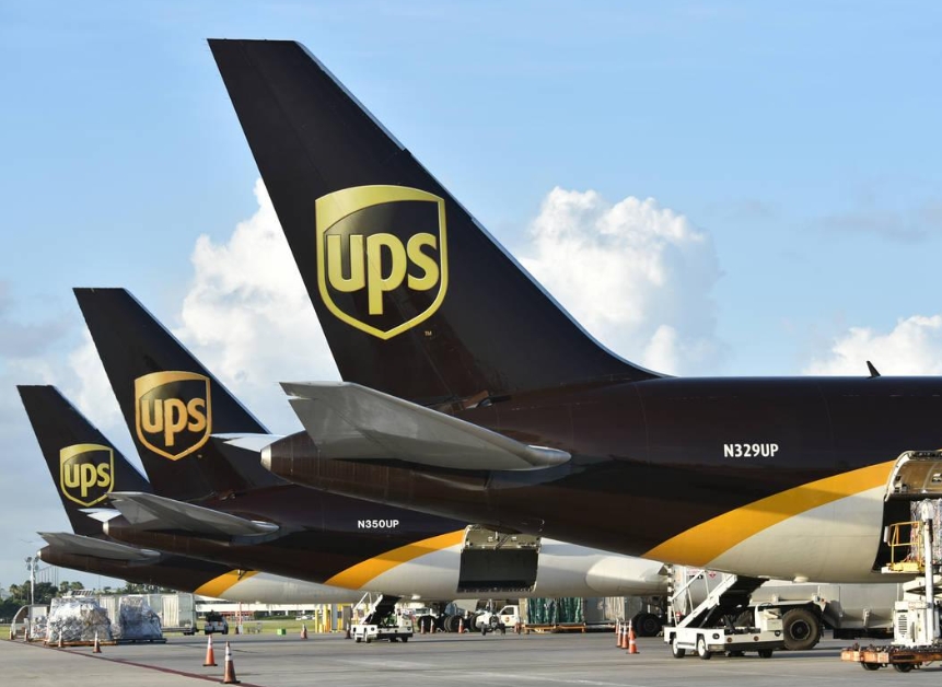 美国邮政usps计划将每日航空货运量转移到UPS？（国际快递公司ups将接收usps的派送包裹吗）