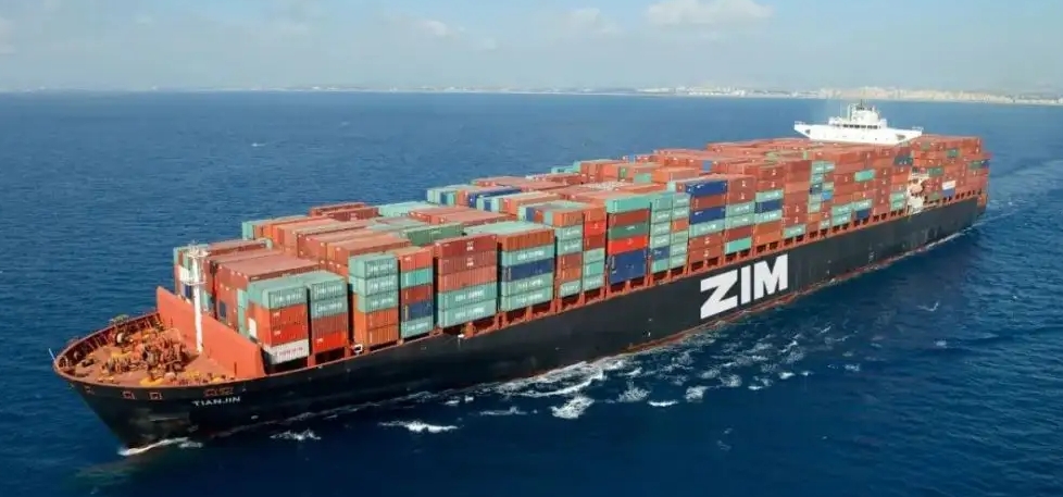 国际海运萨凡纳港4月份处理了44.1万标准箱（增长了8%）