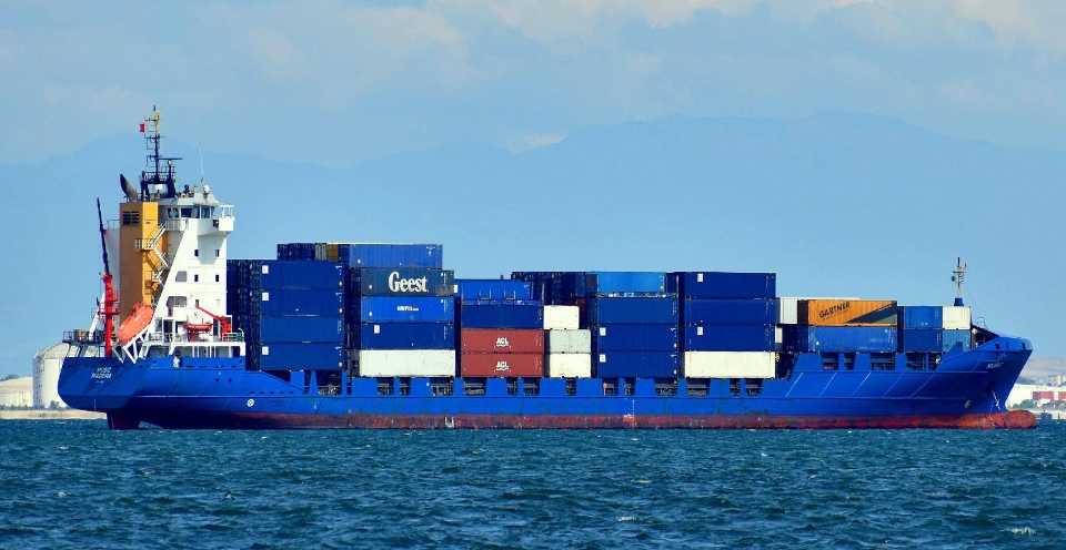国际海运公司CMA CGM、COSCO和MSC开通了中墨航线（运费上涨）