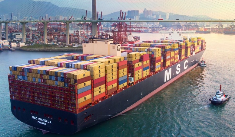 突发：国际海运公司MSC的两艘集装箱船遭袭（MSC Gina第三次遭到胡塞武装的攻击）