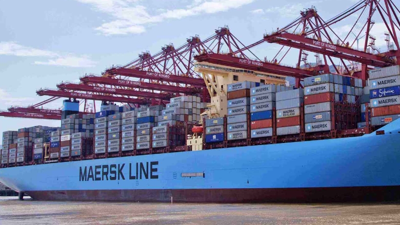 国际海运集装箱船马士基紧急租箱（红海局势的影响正在扩大）