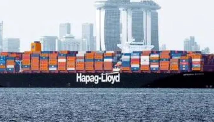 国际海运公司赫伯罗特首次停靠APM码头（标志着UMM SALAL的到来）