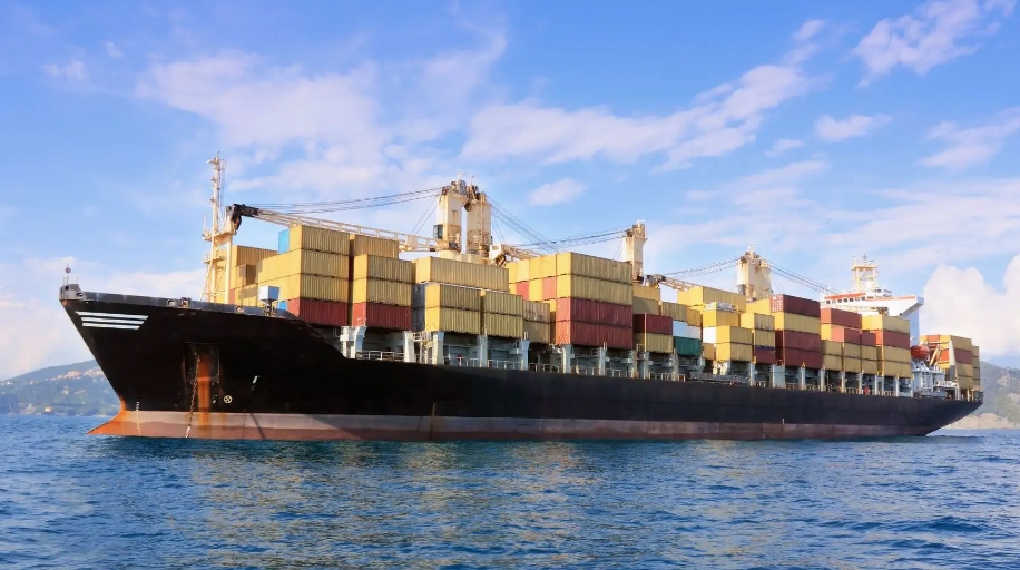 国际海运集装箱超重了怎么办（海运集装箱不能超过多少公斤）