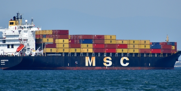 香港海关查获1280万美元港元走私货（香港-马来西亚三个国际海运货柜被查走私）