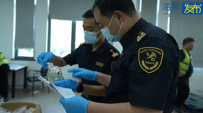 上海浦东国际机场海关查获一起‘labubu’瞒报案件（跨境卖家切勿瞒报谎报侵权）