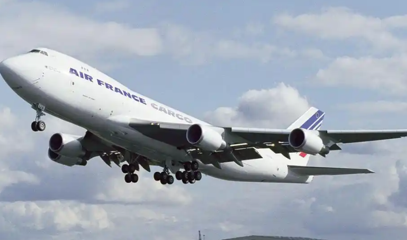 国际空运，美国空派