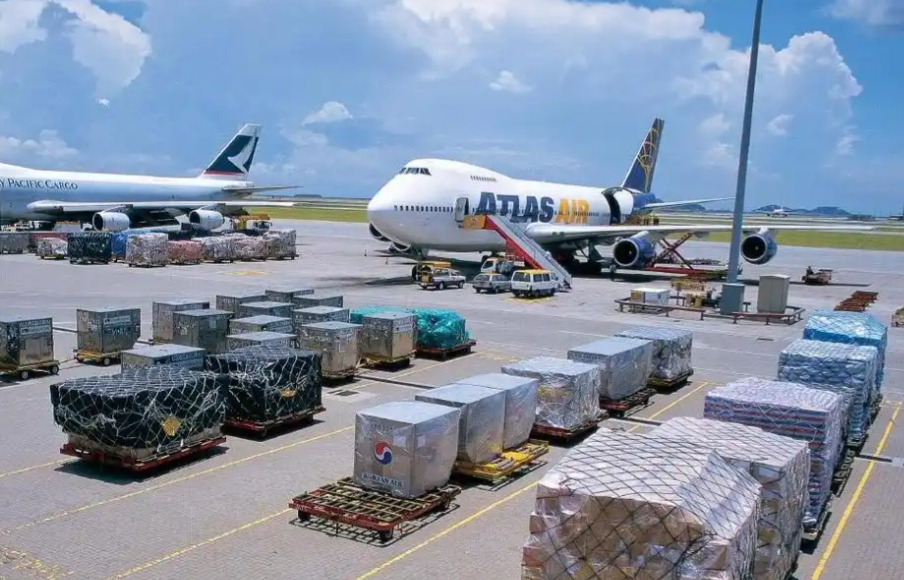 国际空运运费计算终极公式（实重、体积重、分区计费全拆解）