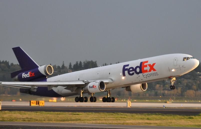 国际快递时效PK:DHL、FedEx、UPS谁更快?-百运网