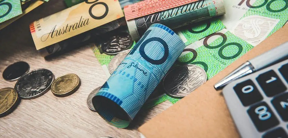 澳大利亚用什么货币